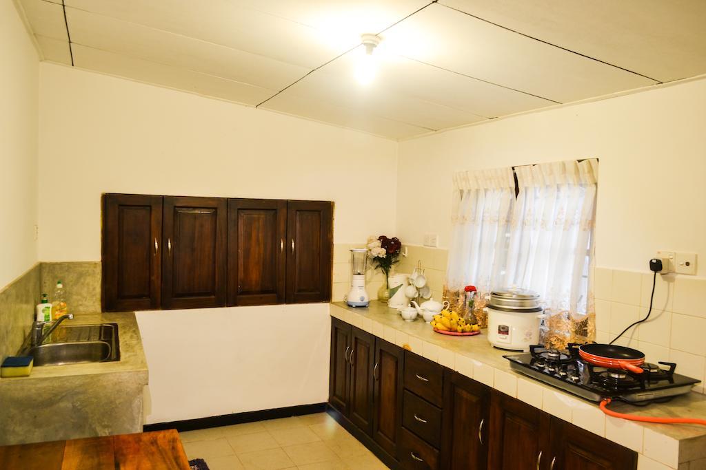 Grand Villa Hikkaduwa Zimmer foto